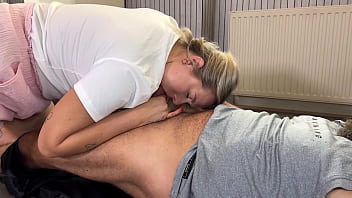 Sweaty Gym Slut: This Thick Milf Gets Her Holes Stretched By A Monster Cock In Front Of Everyone