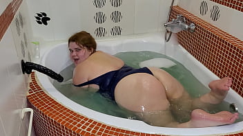 Oil-slicked Bbw Goddess With A Massive, Foam-covered Booty