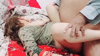 Sizzling Indian Bhabhi’s Raw Fuck Session With Property Dealer – Loud Hindi Dirty Talk