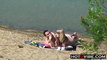 Public Beach Orgy: Aussie Amateur Teens Sucking And Fucking