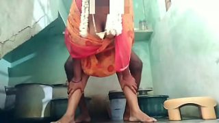 Desi Aunty Getting Wild And Wet In The Bathroom