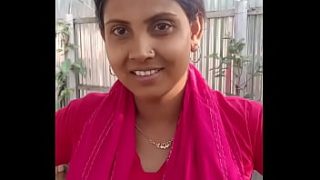 Desi Bhabhi’s Sizzling New Videos: Uncut And Uninhibited