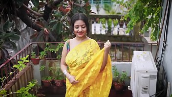 Sizzling Saree-clad Bhabhi Reveals Her Desires – Part Two