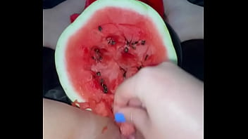 Juicy Watermelon Orgasms: Homemade Saudi Babe’s Extreme Fruit Fetish Masturbation In Los Angeles