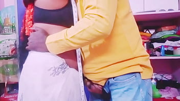 Desi Housewife Gets Her Tight Pussy Stretched By The Local Tailor While Moaning Filthy Telugu Dirty Talk