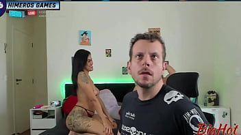 My Boyfriend Only Paid Attention To Me When I Called My Friend Over And The Dirty Bastard Loved Getting A Double Blowjob