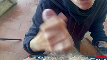 Unplanned Laundry Room Blowjob With The Neighbor – Swallowing Every Last Drop