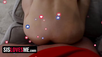 Livestreaming With My Tiny Stepsis Emma Gets Out Of Control And I End Up Pounding Her Tight Ass!