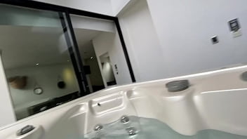 Sizzling Jacuzzi Anal: Perfect Body Babe Gets Pumped Full Of Cum
