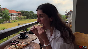 Pizza Slut: Dining With A Load On My Face In A Crowded Cafe