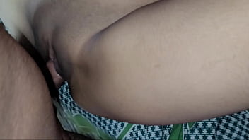 Desi Landlady Gets Thoroughly Fucked By Her Servant