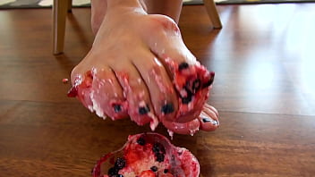 Juicy Milf Devours Her Meal With A Dirty Twist