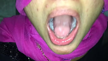 Indian Desi Bhabhi Loves Swallowing Gujju Cum
