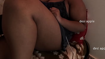 Busty Desi Babe: India’s Hottest It Girl