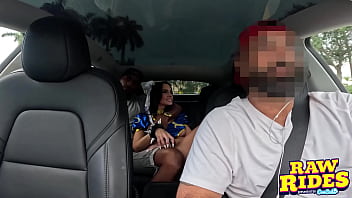Brunette Babe Dressed As Chun-li Gets A Bbc Pounding And A Facial In A Rideshare On Her Way To Comic-con