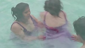 Sizzling Desi Auntie Flaunts Her Luscious Curves In The Pool