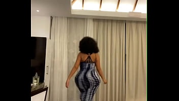 Juicy Peach Booty