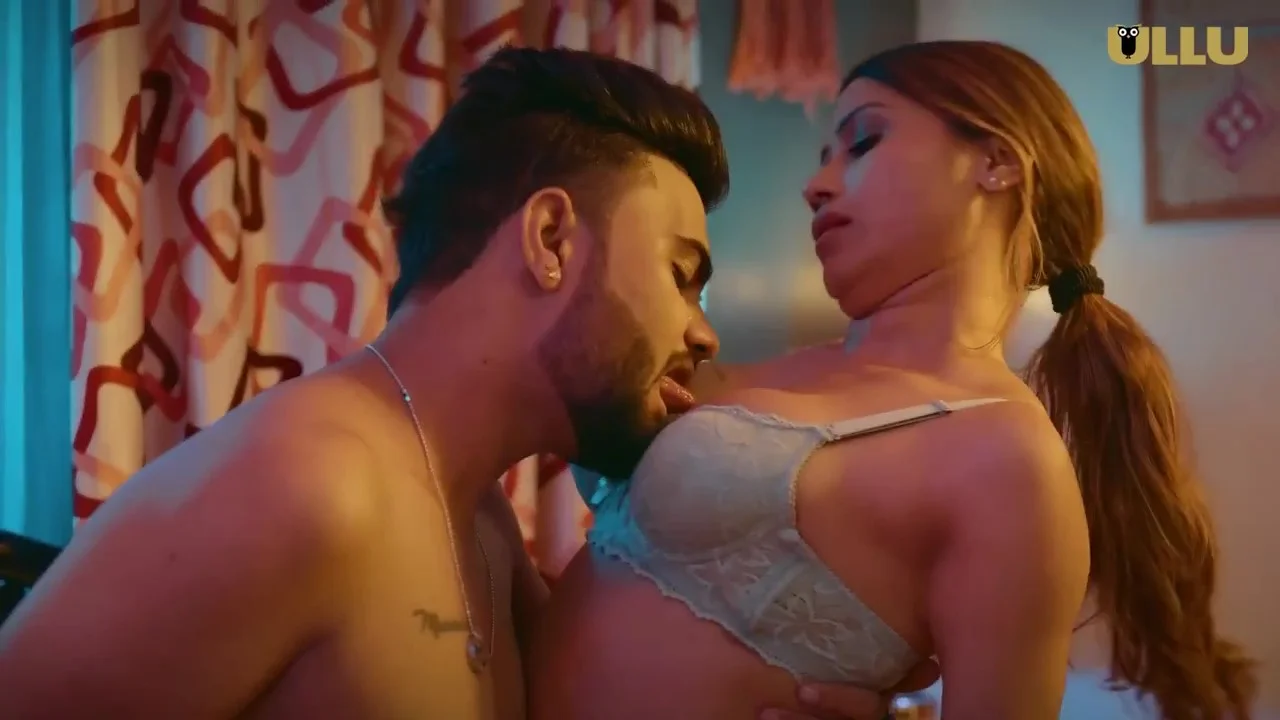 Istri Seksi Di Kamar Tidur: Adegan Panas Episode 6