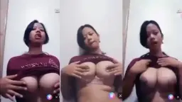 Remasan Payudara Panas Di Live Streaming