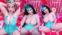 Tante Yasmin Mainin Kontol Di Memeknya
