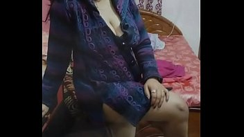 Bare Indian Beauties And Girls Sensual Slideshow Part 1