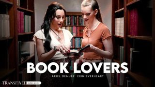 Dua Gadis Trans Menggoda Dalam Buku Panas: Erin Everheart Dan Ariel Demure