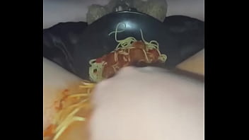Steamy Stepsister’s Spaghetti Bolognese Pussy Play: An 18-year-old Saudi Arabian Amateur In Los Angeles Craves Bbc For A 2025 Masturbation Session