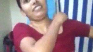 Video Gadis Andhra Telanjang Berganti Pakaian
