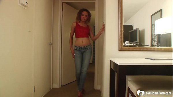 Sultry Minx Delivers Mind-blowing, Jaw-dropping Cock Worship