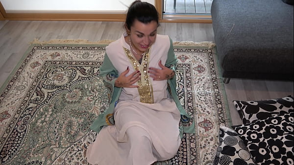 Arab Stepmom’s Voluptuous Backside Drives Stepson Wild – Raw Arabic Sex – Authentic New Arab Fucking