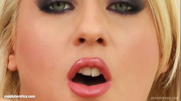Sapphix Unleashes Jasmin: A Sultry Solo Session Of Self-pleasure