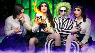 Panggil Beetlejuice Untuk Petualangan Seksi Yang Tak Terlupakan