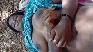 Tantangan Mesum Adivasi: Petualangan Liar Di Ranjang