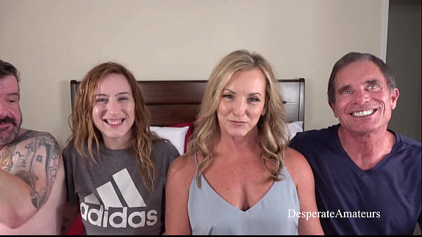 Horny Housewives: Desperate Moms With Massive Melons