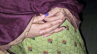 Amateur Desi Massage: Busty Aunty’s Big Boobs Get Rubbed By Hubby And Netu In Hindi Talking Mms