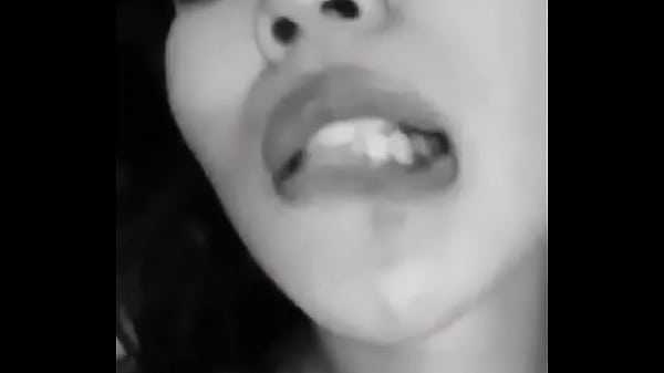 Indonesian Girl Getting Naughty