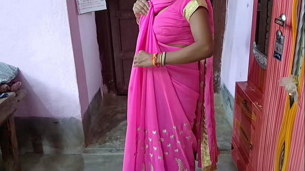 Hot Desi Babe’s Tight Pussy Getting Fucked