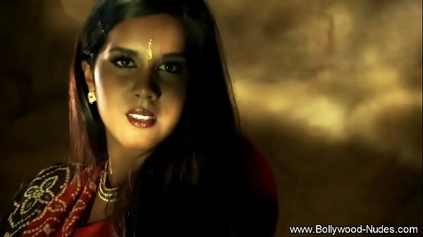 Bollywood Babe Stripped Bare And Ready For Action