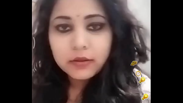 Sona Bhabhi’s Nipple Tease On Bigo Live