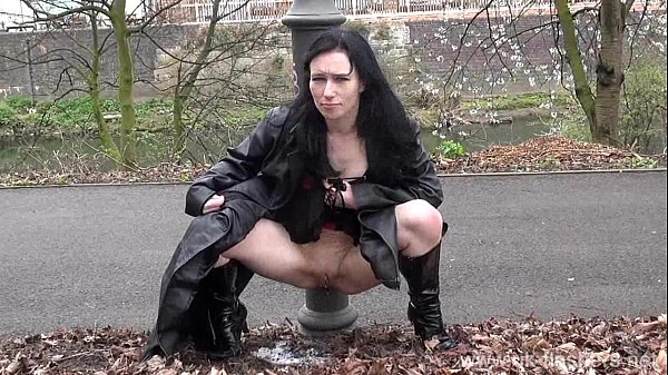 Amateur Exhibitionist Fae Corbins Flaunts Her Goods In Risqué Public Nudity And Outrageous Outdoor Flash