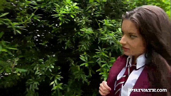 Anita Bellini’s Tight Teen Holes Get Double-stuffed By A Pair Of Horny Gardeners