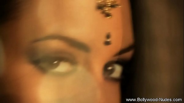 Sensual Indian Milf: A Vision Of Mature Desire