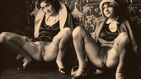 Get Wet Over Retro Dykes, Vintage Pussy Flashbacks