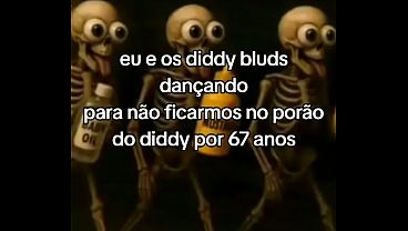 Ela Desce De Quatro, Ela Sobe Gemendo