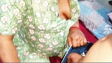 Indian Bhabhi Ki Tight Pussy Ki Chudai Video Saaf Hindi Awaaz Mein