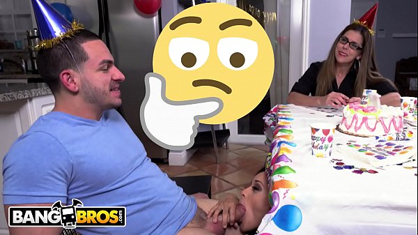 Holly Hendrix’s Birthday Gift: Peter Green Takes Her Anal Virginity