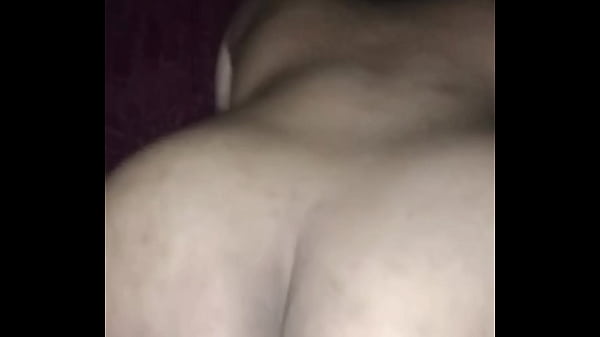 Telinga Bergema Oleh Nafas Panas Istri Orang