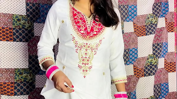 Sultry Birthday Bhabhi’s Solo Celebration