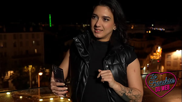 Lena Coxx, La Brune Coquine Qui Craque Pour Le Sexe Hard Et Les Jeux Coquins Sans Limites