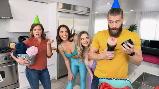 Brazzers – Slamming My Horny Lesbian Roommates Senseless